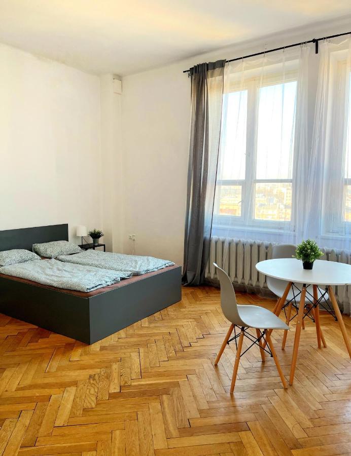 Best Rooms For Short Stay In City Center Krasków Eksteriør bilde