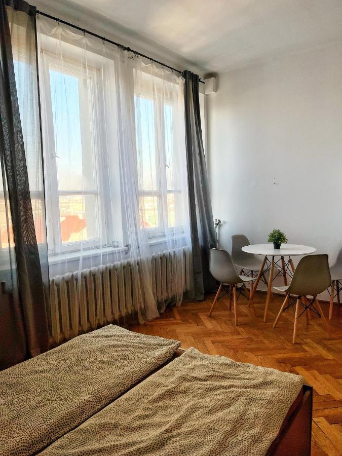 Best Rooms For Short Stay In City Center Krasków Eksteriør bilde